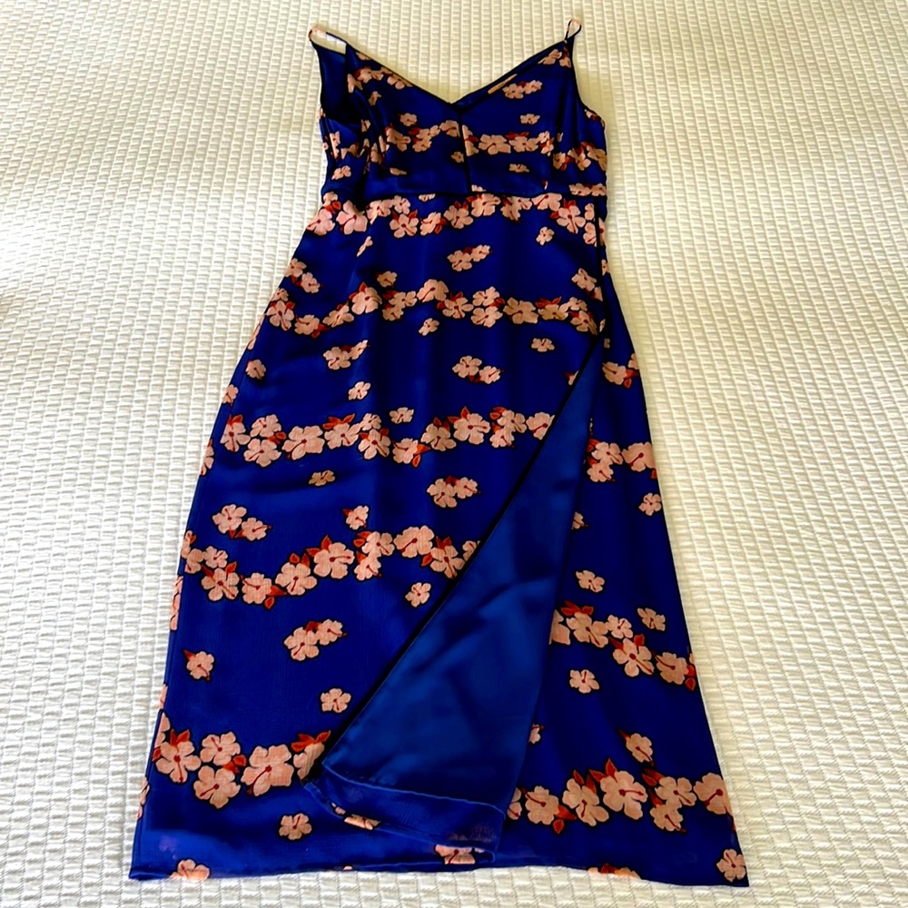 Light weight very comfortable summer dress